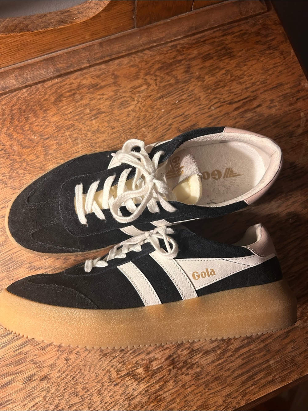 Gola Black and White Suede Sneakers with Gum Sole - Picture 5 of 6